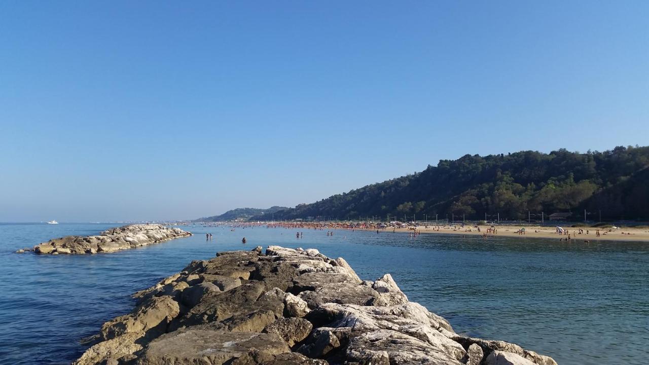 Appartamento In Villetta A 2 Passi Dal Mare E Dal Centro 페자로 외부 사진